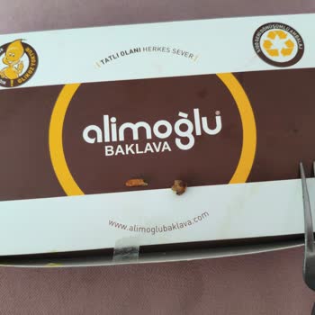 Şubeler Arası İletişimsizlik Ve Ürün Kalitesi Sorunu: Baklavadan Taş Çıkması