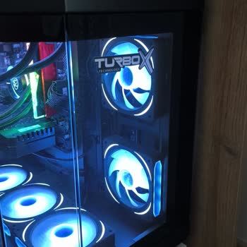 Aldığım Oyuncu Bilgisayarında Arızalı Fan Ve İlgisiz Müşteri Hizmeti Mağduriyeti