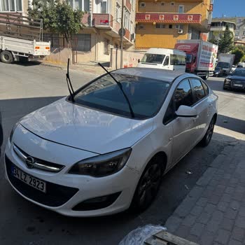 Aracımın Sileceği İzinsiz Kaldırıldı, Tartışma Yaşandı