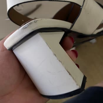 Derimod Sandaletlerde Sürekli Çizilme Sorunu Ve İade Talebim