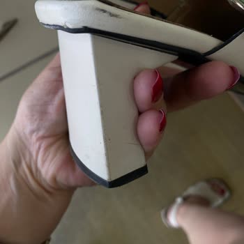 Derimod Sandaletlerde Sürekli Çizilme Sorunu Ve İade Talebim