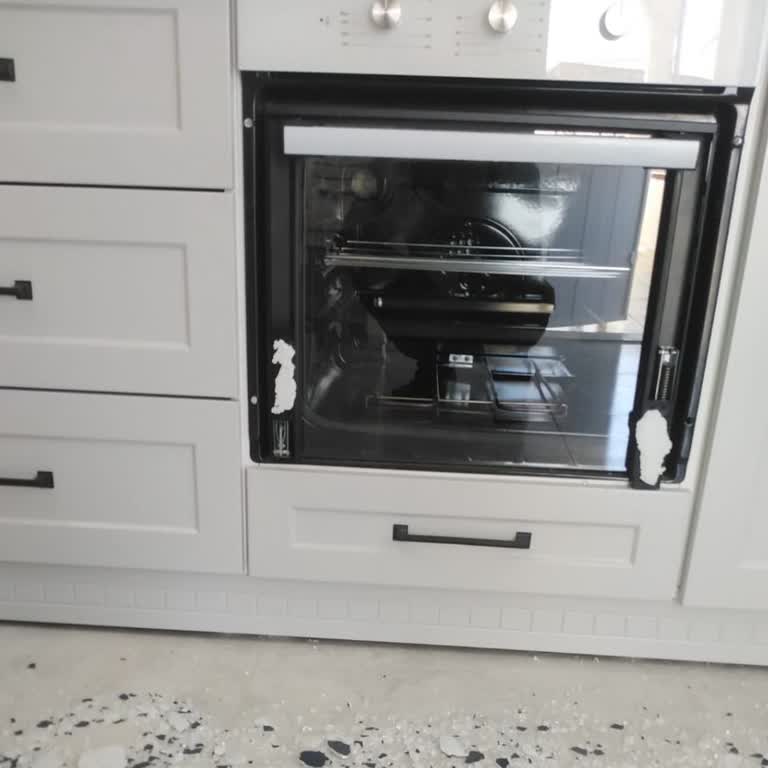 Kumtel Ankastre Set Fırın Camı Patladı, 1 Aydır Değişim Yapılmadı