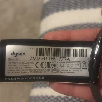 I Face Burn Injury from Loose Brush Head on My Dyson Airwrap and Got No Real Help