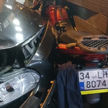 Park Halindeki Motoruma Çarpıldı, Mağduriyetim Giderilsin