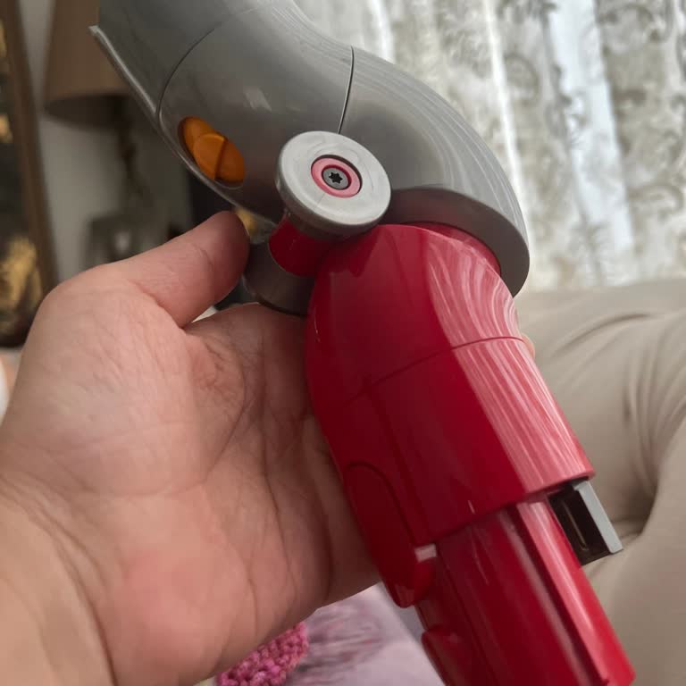 I Face 8-Month Delay for Dyson Gen5 Replacement Part That Still Hasn’t Arrived