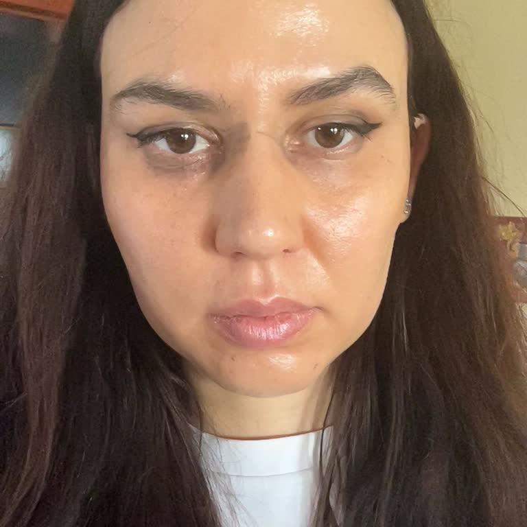 İnglot Cosmetics Su Geçirmez Denilen Eyeliner Akıyor İade Kabul Edilmiyor