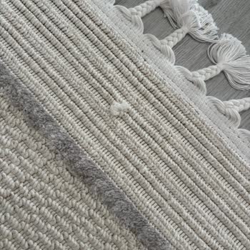 Kusurlu Halı İçin İade Talebime Dönüş Yapılmıyor, Çözüm Bekliyorum