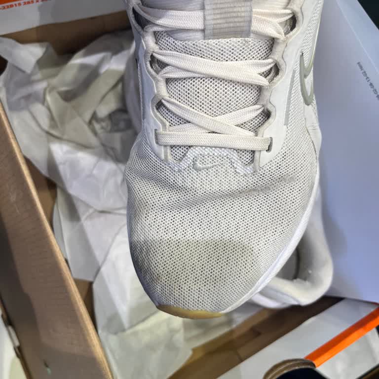 Nike Ayakkabımın Yırtılması Ve Yetersiz İnceleme Süreci Mağduriyeti