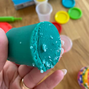 Aldığım Oyun Hamuru Paketi Hem Karışık Hem Bozuk Çıktı