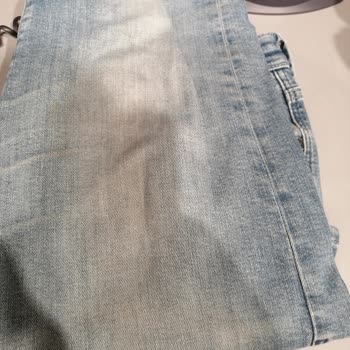 6 Ayda Rengi Değişen Pantolona Garanti Verilmesinin Mantığı Nedir