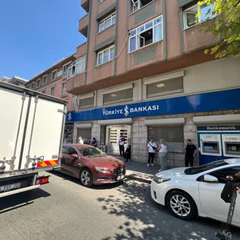 Yaşlı Müşteriye Banka Kapısı Kapalı: 85 Yaşındaki Babaannem Dışarıda Bekletildi