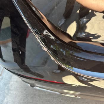 Sıfır Aracım Yetkili Serviste Kazaya Karıştı, Değer Kaybı Ve Yetersiz Çözüm