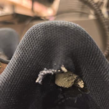 Kısa Sürede Yıpranan Ayakkabıya Ret Cevabı Hayal Kırıklığı Yarattı