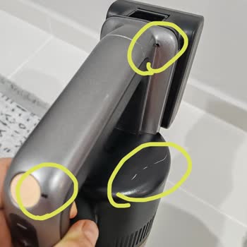 Philips Süpürge 4 Ayda Arızalandı, Servis Hem Ücret Talep Etti Hem Cihazı Zedeledi