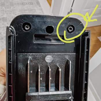 Philips Süpürge 4 Ayda Arızalandı, Servis Hem Ücret Talep Etti Hem Cihazı Zedeledi