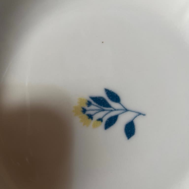 Hediye Gelen Yemek Takımında Kusur Ve Müşteri Hizmetlerine Ulaşılamıyor