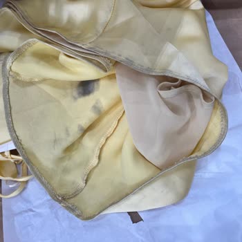 Defolu Elbise İki Kez Gönderildi, Müşteri Mağdur Edildi