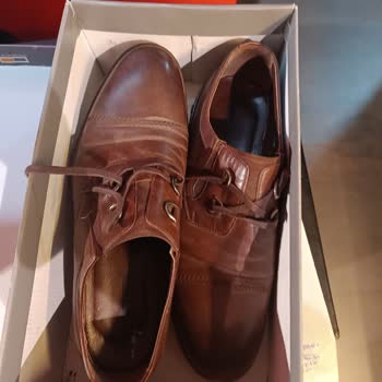 5 Günde Yırtılan Ayakkabı Ve Mağazanın İlgisizliği