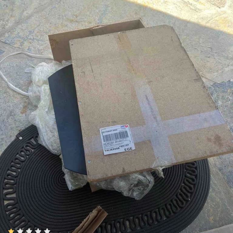 Kargo Hasarı Ve Müşteri Hizmetlerine Ulaşılamaması Nedeniyle Maddi Zarar