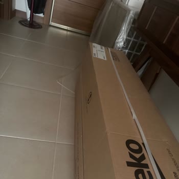 Klimam Kurulmadı, Sıcaklarda Mağdur Edildim