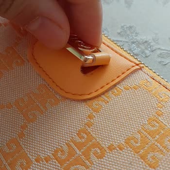 Mağazada Satın Alınan Cüzdanın Fiyat Farkı Ve Ürün Durumu Hakkında