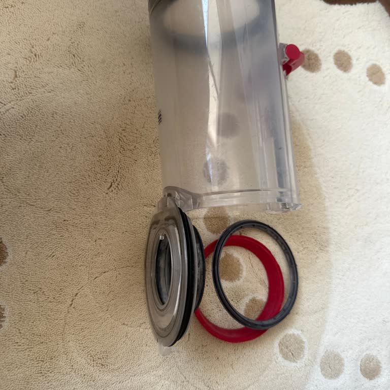 Dyson V11 Süpürge Toz Haznesi Lastiği Sürekli Yerinden Çıkıyor Çözüm Yok