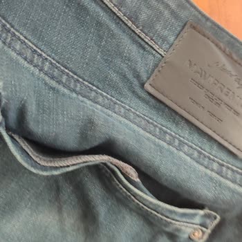 Az Kullanımla Yırtılan Pantolon Ve Müşteri Hizmetlerinden Yanıt Alamama