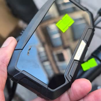 Fix Bilişim Kırık Ekranla Geri Dönen Ürün Ve Yetersiz Teknik Servis