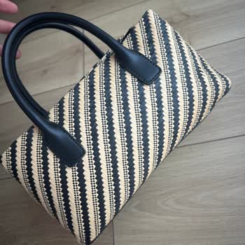 Guess Çanta İadesinde Keyfi Red Ve İlgisiz Mağaza Yönetimi