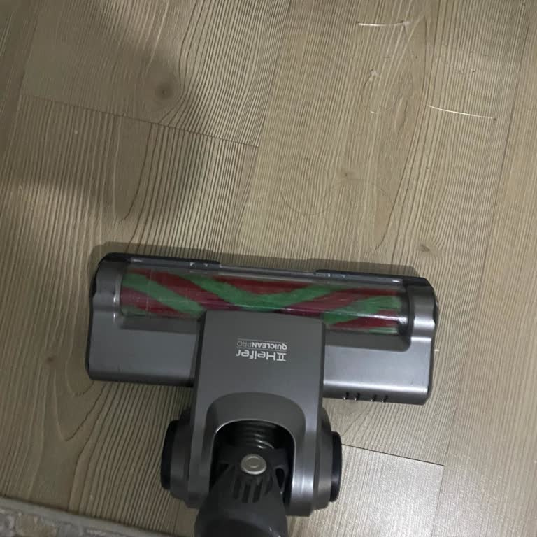 Yeni Alınan Heifer Şarjlı Süpürgede Fırça Ve Isınma Sorunu