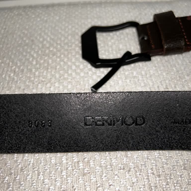 Derimod'dan Alınan Kemer Kısa Sürede Kırıldı, Mağaza Çözüm Sunmadı