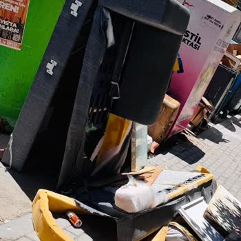 Çöp Konteyneri İhmali ve Denetim Eksikliği Hakkında Şikayet