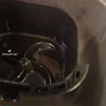 Philips Airfryer Plastik Aksam Eridi!
