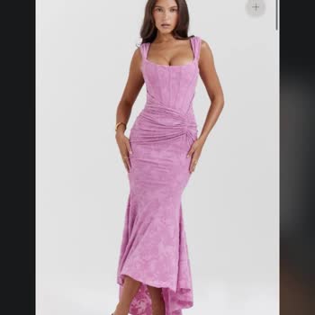 İade Edilmeyen Ücret Ve Cevapsız Kalan Mesajlarla Mağduriyet Yaşıyorum