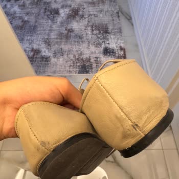 Pahalı Ve Kalitesiz Ayakkabı İçin Çözüm Bekliyorum