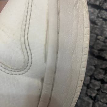 Kısa Sürede Açılan Ayakkabı Ve Yetersiz Garanti İncelemesi Mağduriyeti