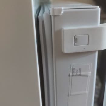 Bosch Teşhir Buzdolabında Sorun Ve Değişim Sürecinde Mağduriyet