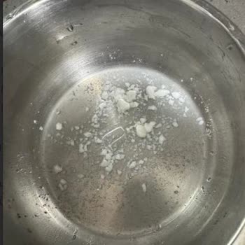 Yörsan Süt Açınca Kesildi Ve Yoğurt Kıvamına Geldi!