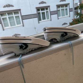 Converse Ayakkabıda Su Teması Sonrası Logo Boyasının Akması Ve İade Sorunu