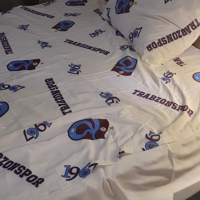 Otelin Temizlik Ve Hizmet Eksiklikleri Misafirleri Mağdur Ediyor