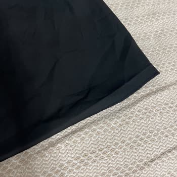 İlk Yıkamada Dikişleri Açılan Etek Marka Güvenimi Sarstı