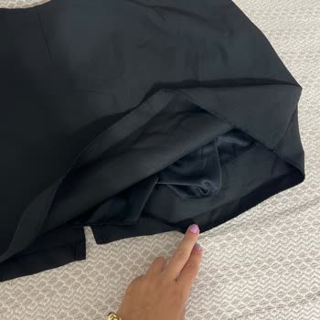 İlk Yıkamada Dikişleri Açılan Etek Marka Güvenimi Sarstı