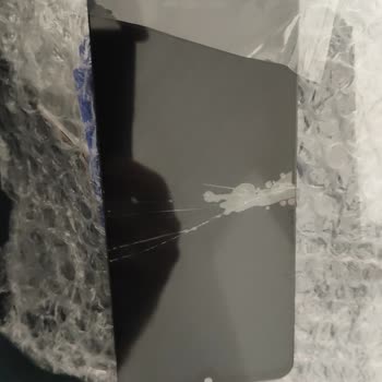Kırık Ve Hasarlı Telefon Ekranının İadesi Reddedildi, Kanıtlarım Dikkate Alınmıyor
