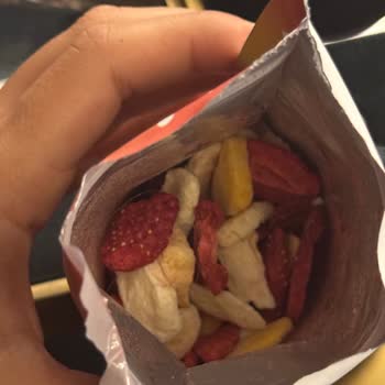 Pol's Freeze Fresh Ürününün İçinden Saç Çıkması Ve Hijyen Endişesi