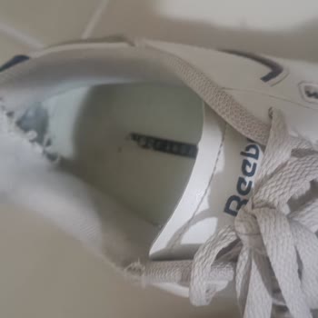 İki Ayda Yırtılan Ayakkabıya Ret Cevabı Ve Sorumsuz Yaklaşım