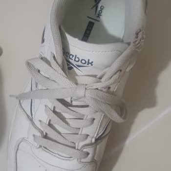 İki Ayda Yırtılan Ayakkabıya Ret Cevabı Ve Sorumsuz Yaklaşım