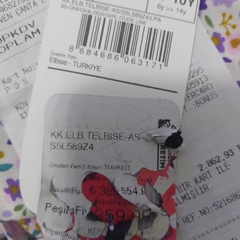 Elbise Etiketinde Eski Fiyatın Üzerine Zamlı Etiket Şaşkınlığı