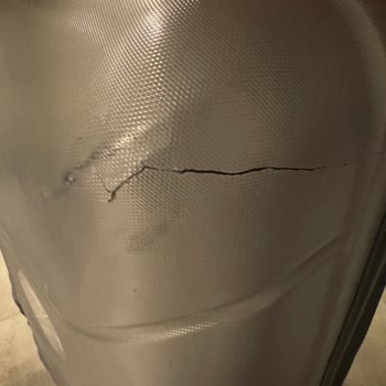 Ajet Uçuşunda Valizlerim Kırıldı Ve Çözüm Sunulmadı