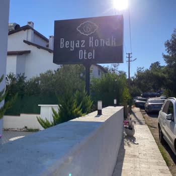 Beyaz Konak Otel | Ayvalık Bizi Hayal Kırıklığına Uğrattı!