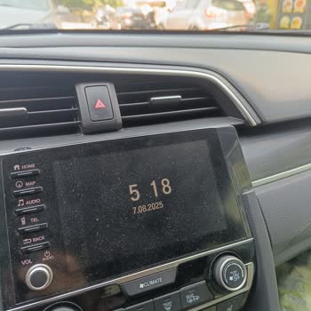 Honda Civic Dijital Saat Ve Navigasyon Sorunu Çözülemiyor